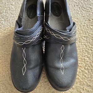 Black Leather Women's Shoes